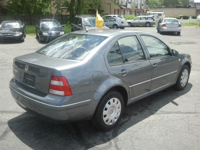 Volkswagen Jetta 2005 photo 2