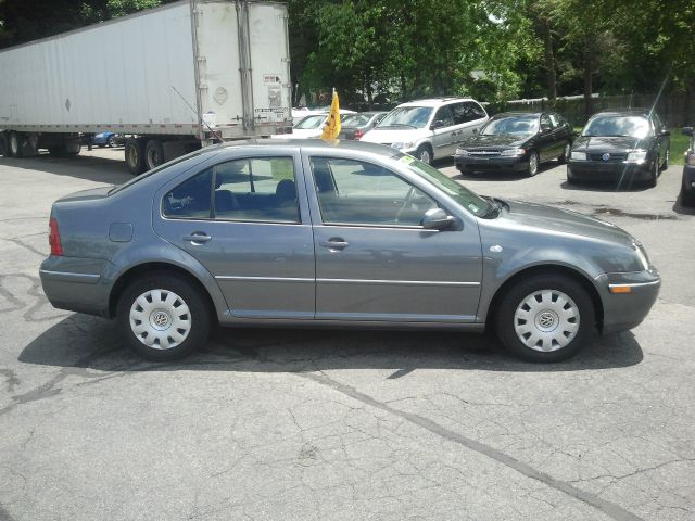 Volkswagen Jetta 2005 photo 3