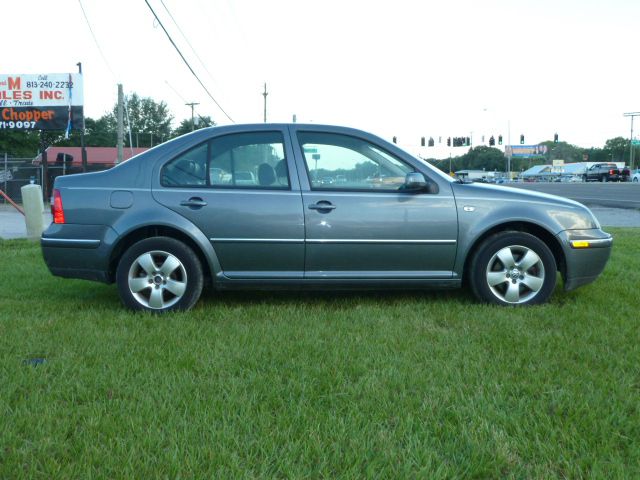 Volkswagen Jetta 2005 photo 2