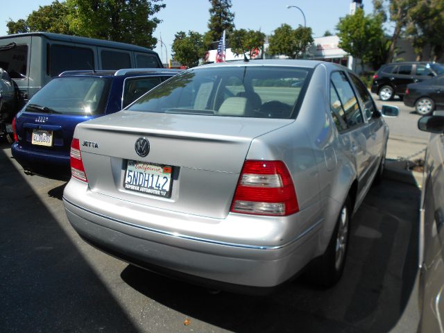 Volkswagen Jetta 2005 photo 1