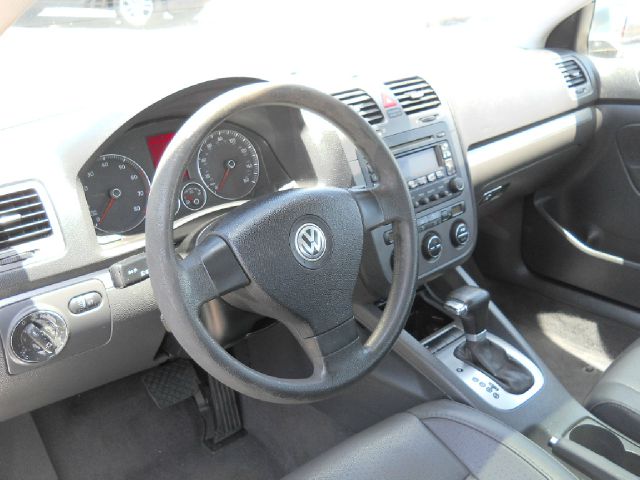 Volkswagen Jetta 2005 photo 10