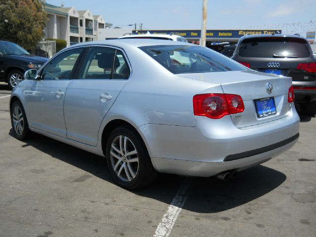 Volkswagen Jetta 2005 photo 7