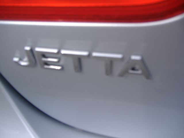 Volkswagen Jetta 2005 photo 14