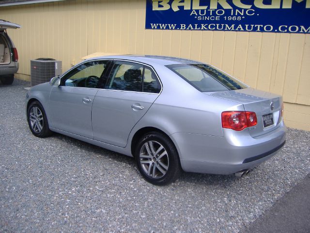 Volkswagen Jetta 2005 photo 16