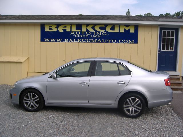 Volkswagen Jetta 2005 photo 17