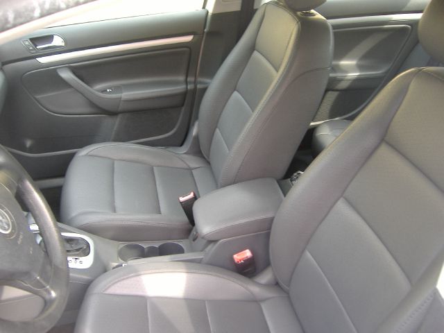 Volkswagen Jetta 2005 photo 2