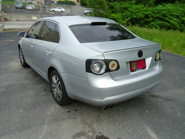 Volkswagen Jetta 2005 photo 14