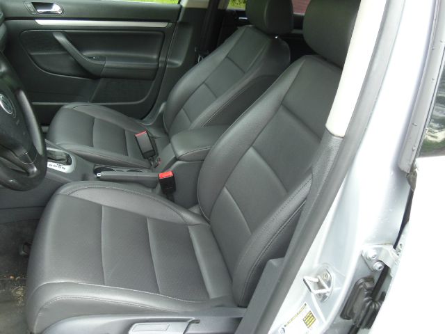 Volkswagen Jetta 2005 photo 22