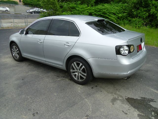 Volkswagen Jetta 2005 photo 28