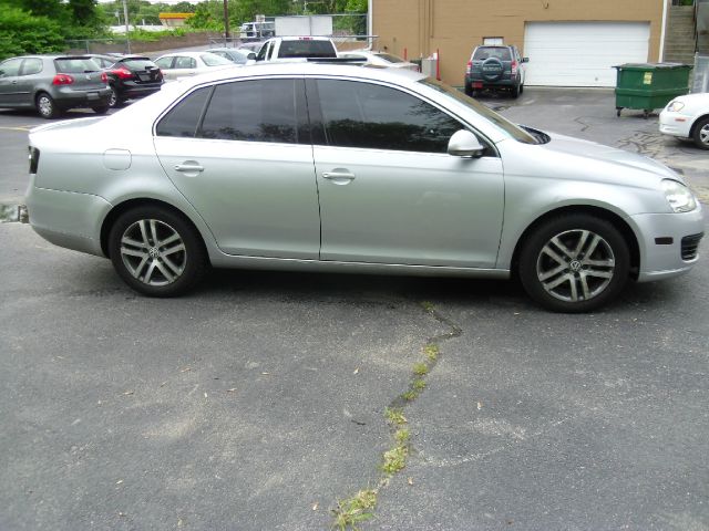 Volkswagen Jetta 2005 photo 29