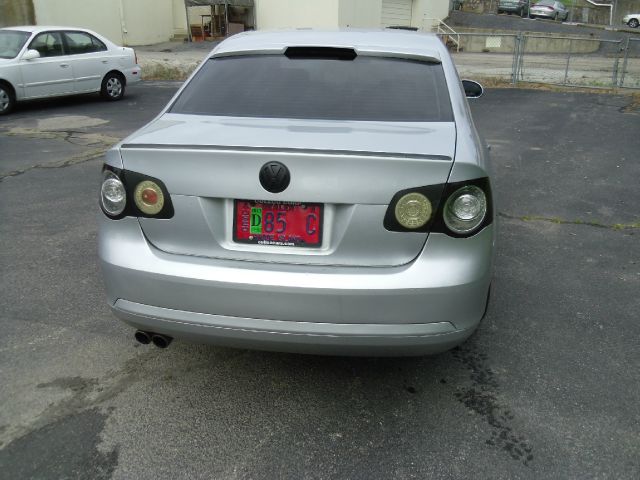 Volkswagen Jetta 2005 photo 31