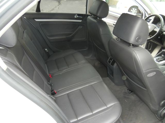 Volkswagen Jetta 2005 photo 9