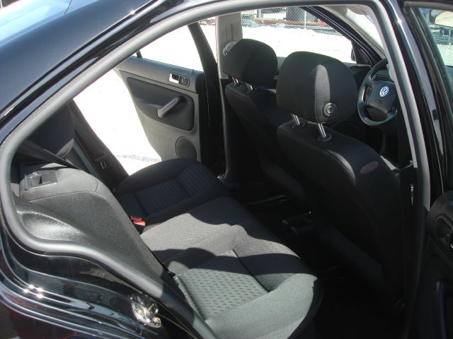 Volkswagen Jetta 2005 photo 2