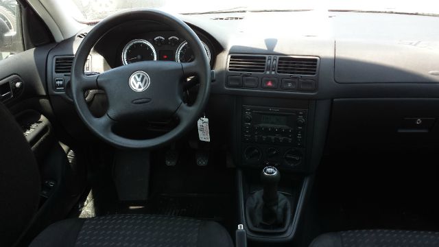 Volkswagen Jetta 2005 photo 13