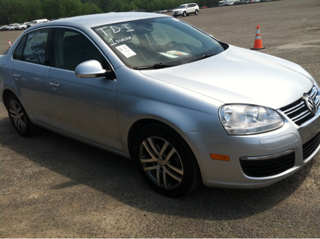 Volkswagen Jetta 2005 photo 2