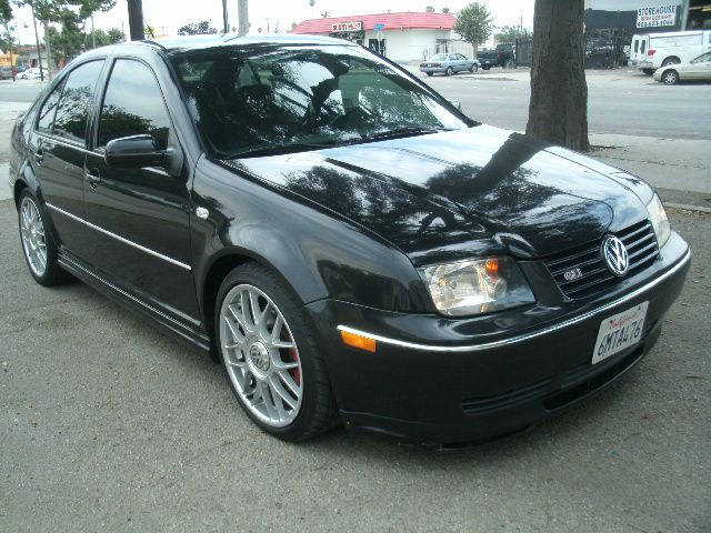 Volkswagen Jetta 2005 photo 2