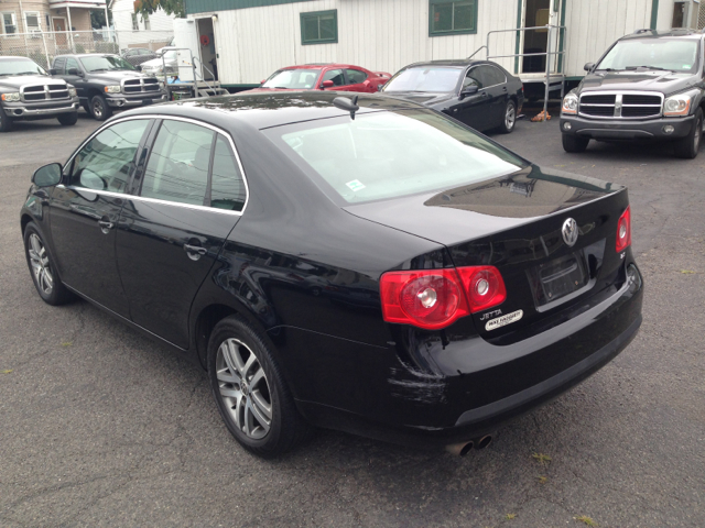 Volkswagen Jetta Limited Wagon Sedan