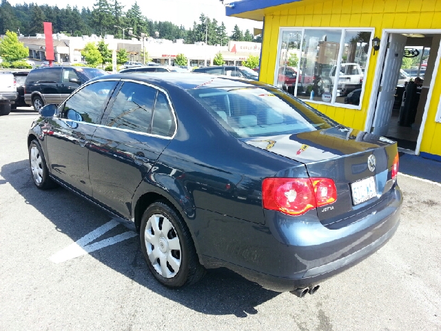 Volkswagen Jetta 2005 photo 2