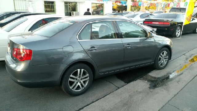 Volkswagen Jetta 2005 photo 3