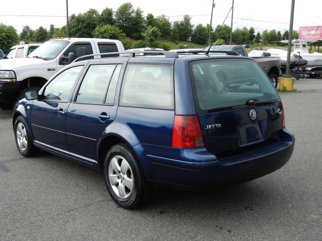 Volkswagen Jetta 2005 photo 2