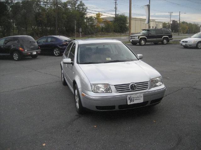 Volkswagen Jetta 911 Carrera S Cabriolet 2D Sedan