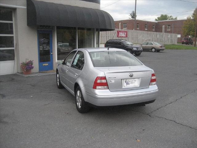 Volkswagen Jetta 2005 photo 1