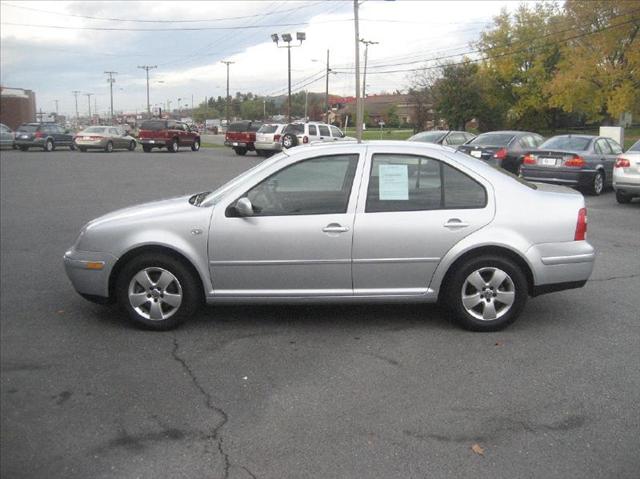 Volkswagen Jetta 2005 photo 2