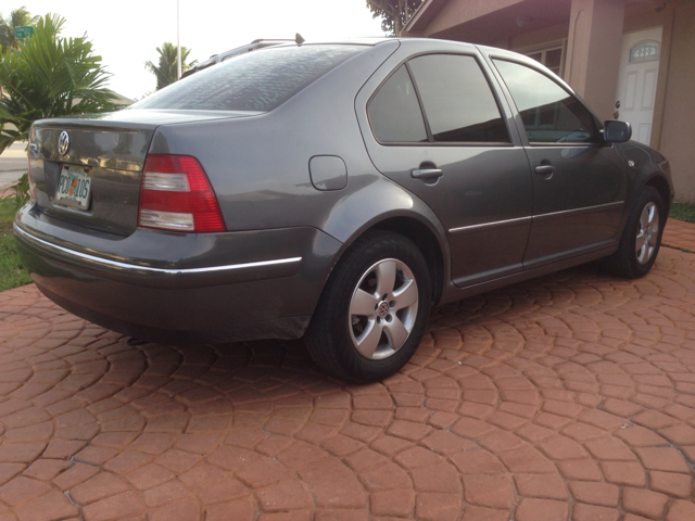 Volkswagen Jetta 2005 photo 2