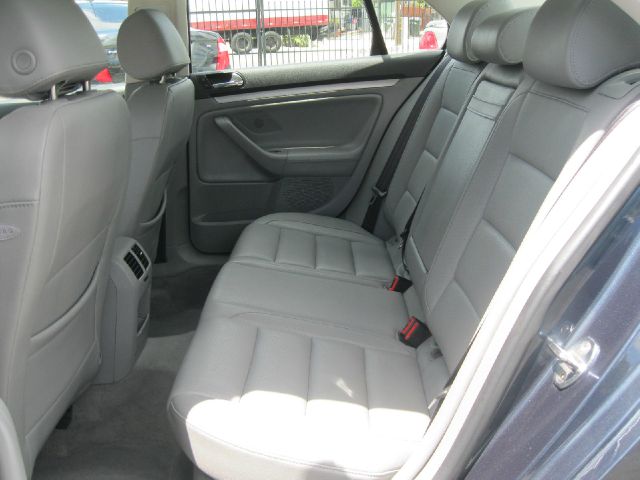 Volkswagen Jetta 2005 photo 10