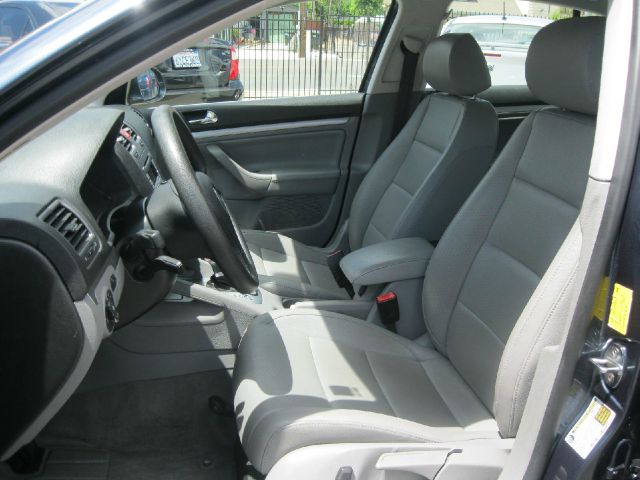 Volkswagen Jetta 2005 photo 3