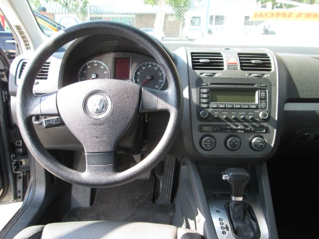 Volkswagen Jetta 2005 photo 3