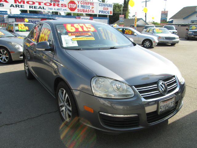 Volkswagen Jetta 2005 photo 8