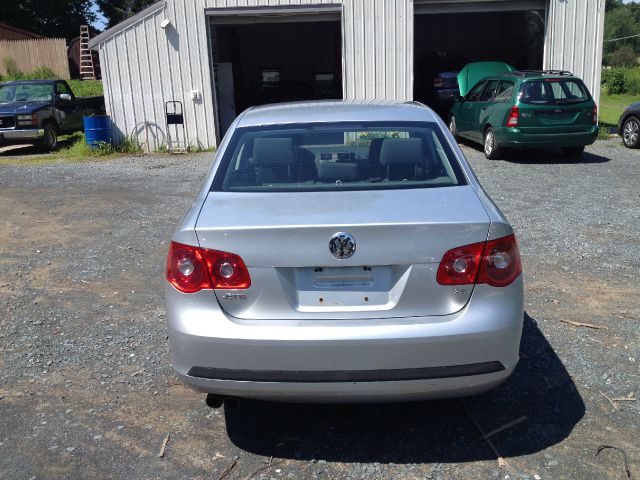 Volkswagen Jetta 2005 photo 1