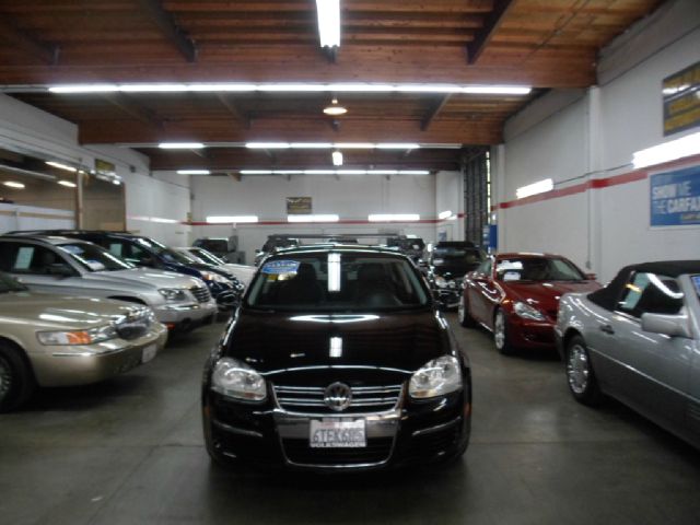 Volkswagen Jetta 2005 photo 3