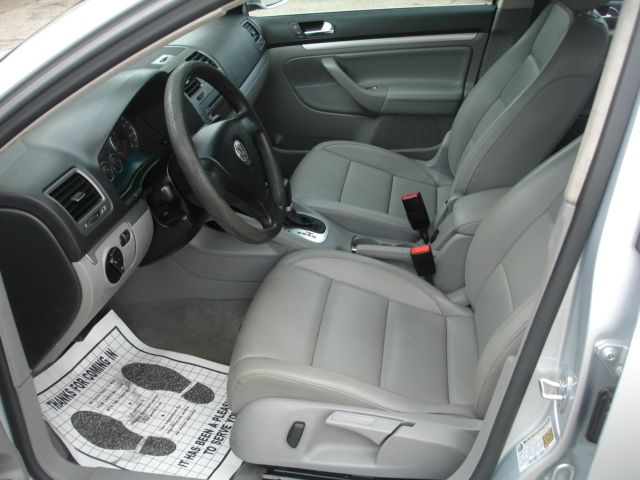 Volkswagen Jetta 2005 photo 11