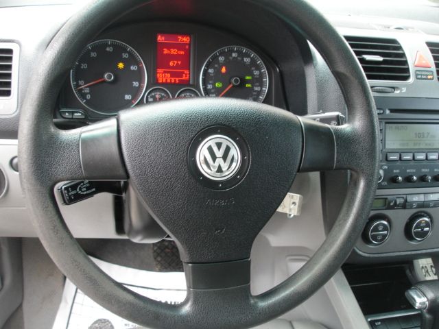 Volkswagen Jetta 2005 photo 14