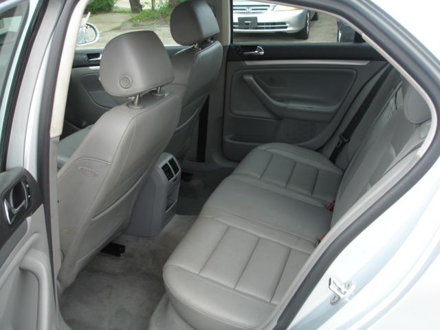 Volkswagen Jetta 2005 photo 27