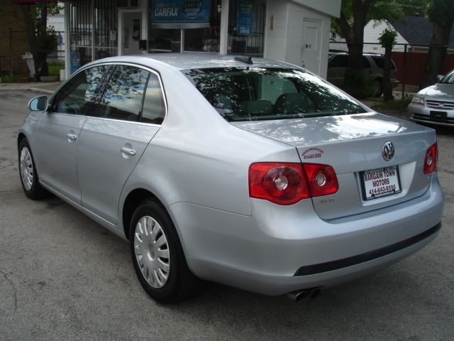 Volkswagen Jetta 2005 photo 28