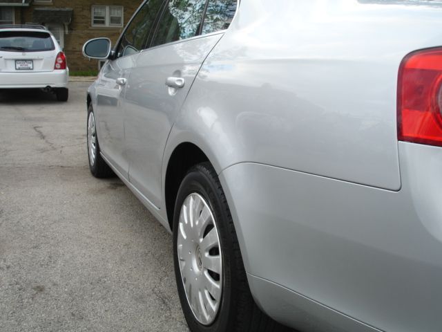 Volkswagen Jetta 2005 photo 34