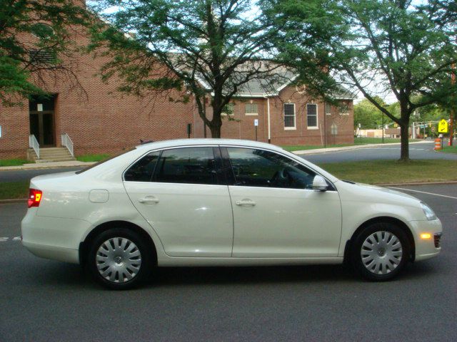 Volkswagen Jetta 2005 photo 2