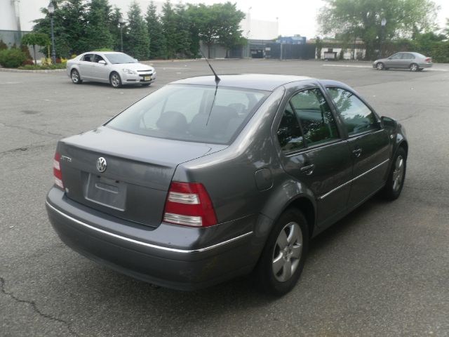 Volkswagen Jetta 2005 photo 22