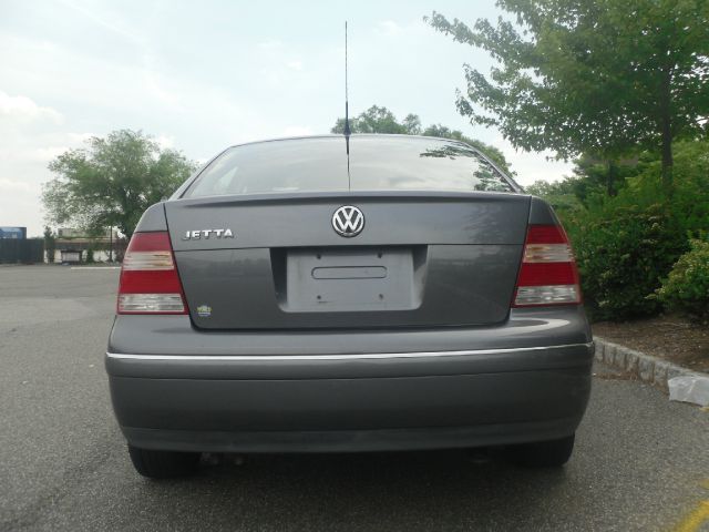 Volkswagen Jetta 2005 photo 5