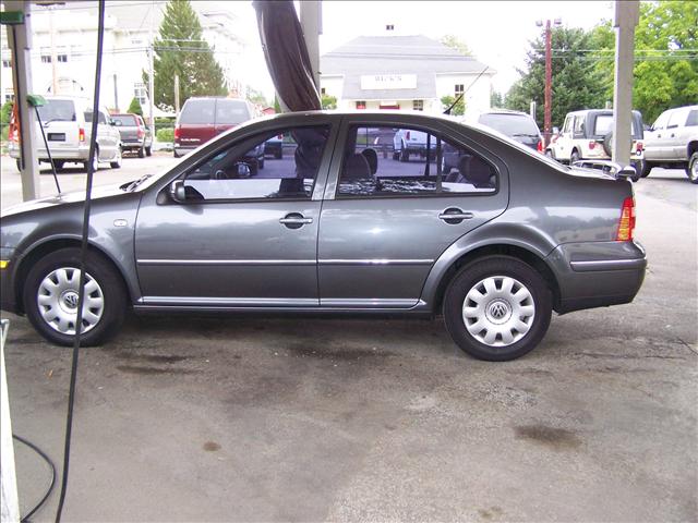 Volkswagen Jetta 2005 photo 2