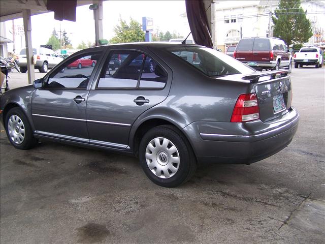 Volkswagen Jetta 2005 photo 3