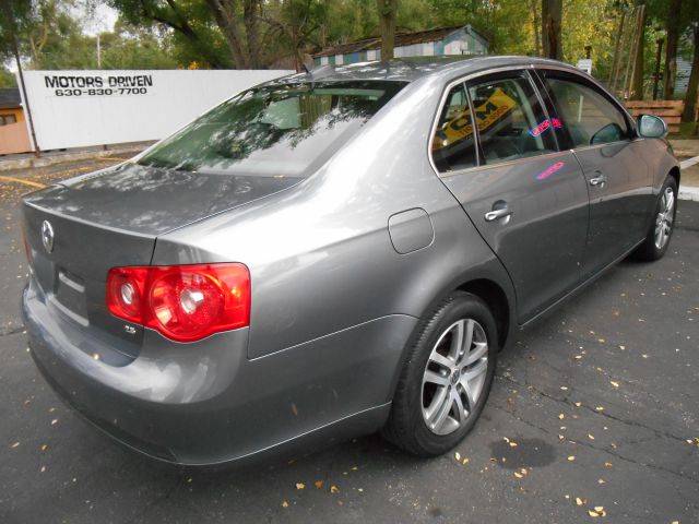 Volkswagen Jetta Limited Wagon Sedan