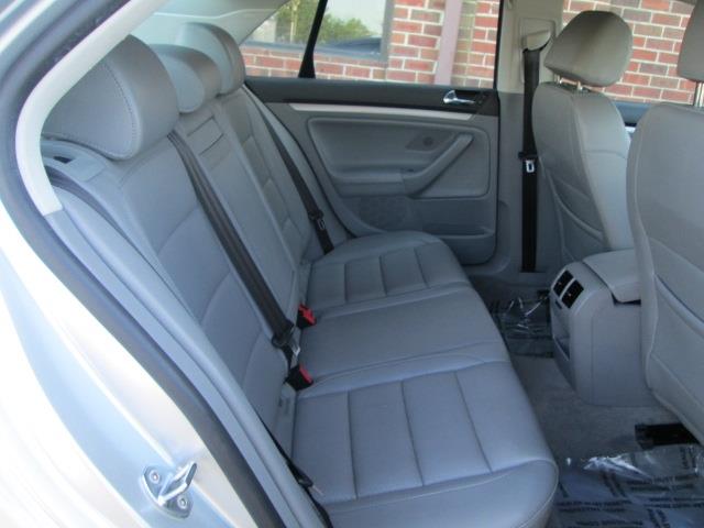 Volkswagen Jetta 2005 photo 8