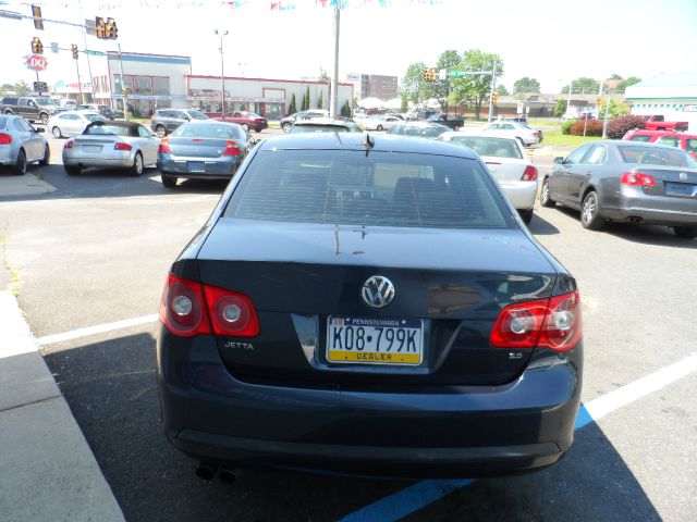 Volkswagen Jetta 2005 photo 10