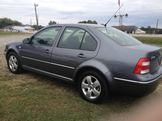 Volkswagen Jetta 2005 photo 2