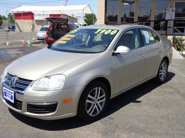 Volkswagen Jetta 2005 photo 2