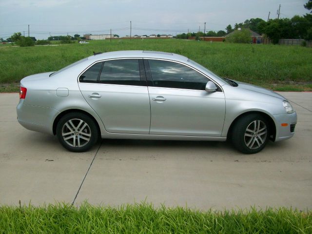 Volkswagen Jetta 2005 photo 2